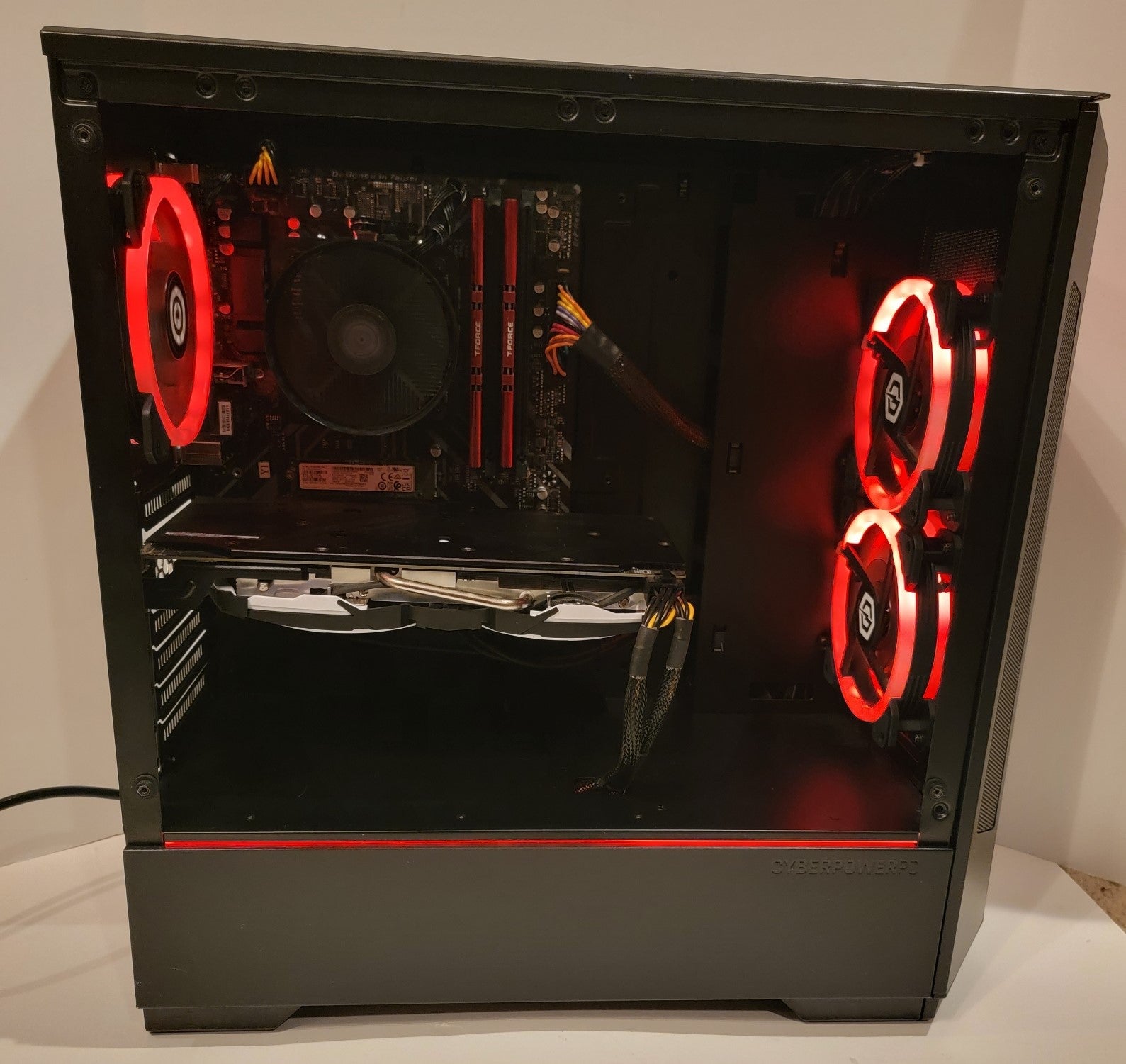 CyberPowerPC Gaming Desktop AMD Ryzen 5 3600 RX 580 RCNZ Tech